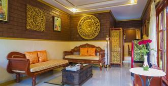 Irawadee Resort - Mae Sot - Camera da letto