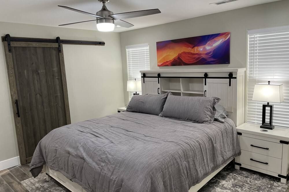 Lake Powell Modern Remodeled Vrbo - 3br, 2ba Minutes To Lake And Restaurants! - Page - Camera da letto