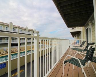 Lucayan Resort By Kees Vacations - Ocean City - Balcony