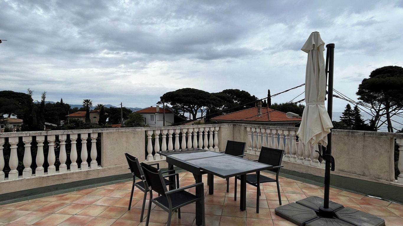 Hôtel L'Escale Au Soleil