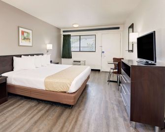 Travelodge by Wyndham College Park - College Park - Soveværelse