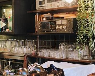 Man Cave Hostel Vientiane - Vientiane - Bar