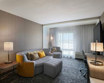 Courtyard Dallas Grand Prairie - Grand Prairie - Wohnzimmer
