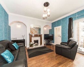 Sunderland Self Catering - Sunderland - Living room