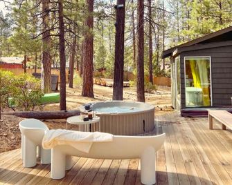 Colorado Lodge - Big Bear Lake - Patio
