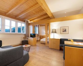 Hotel Goldene Rose - Brunico - Living room