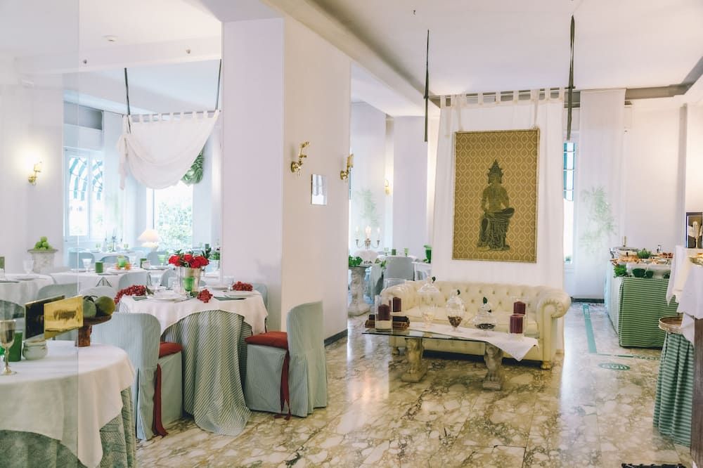 Eveline Portosole Hotel - San Remo - מסעדה