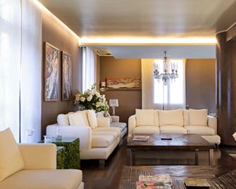 B&B Hotel Malpensa Lago Maggiore - Vergiate - Bar