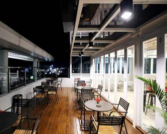 Cordela Hotel Cirebon - Cirebon - Restaurante