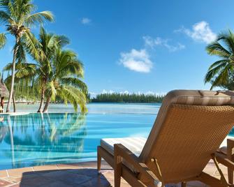 Le Méridien Ile des Pins - L'Île-des-Pins - Piscina