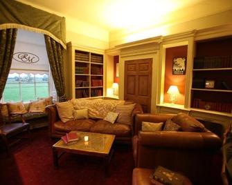 Rowley Manor - Cottingham - Lounge