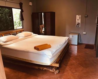 Exotic Bungalows - Ko Chang - Bedroom