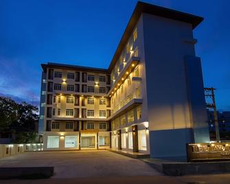 Leelawadee Grand Hotel - Udon Thani - Building