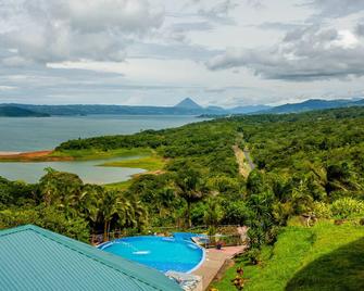 Lake Arenal, Pool Views New Condo 1b/1 B - Tilarán - Piscina
