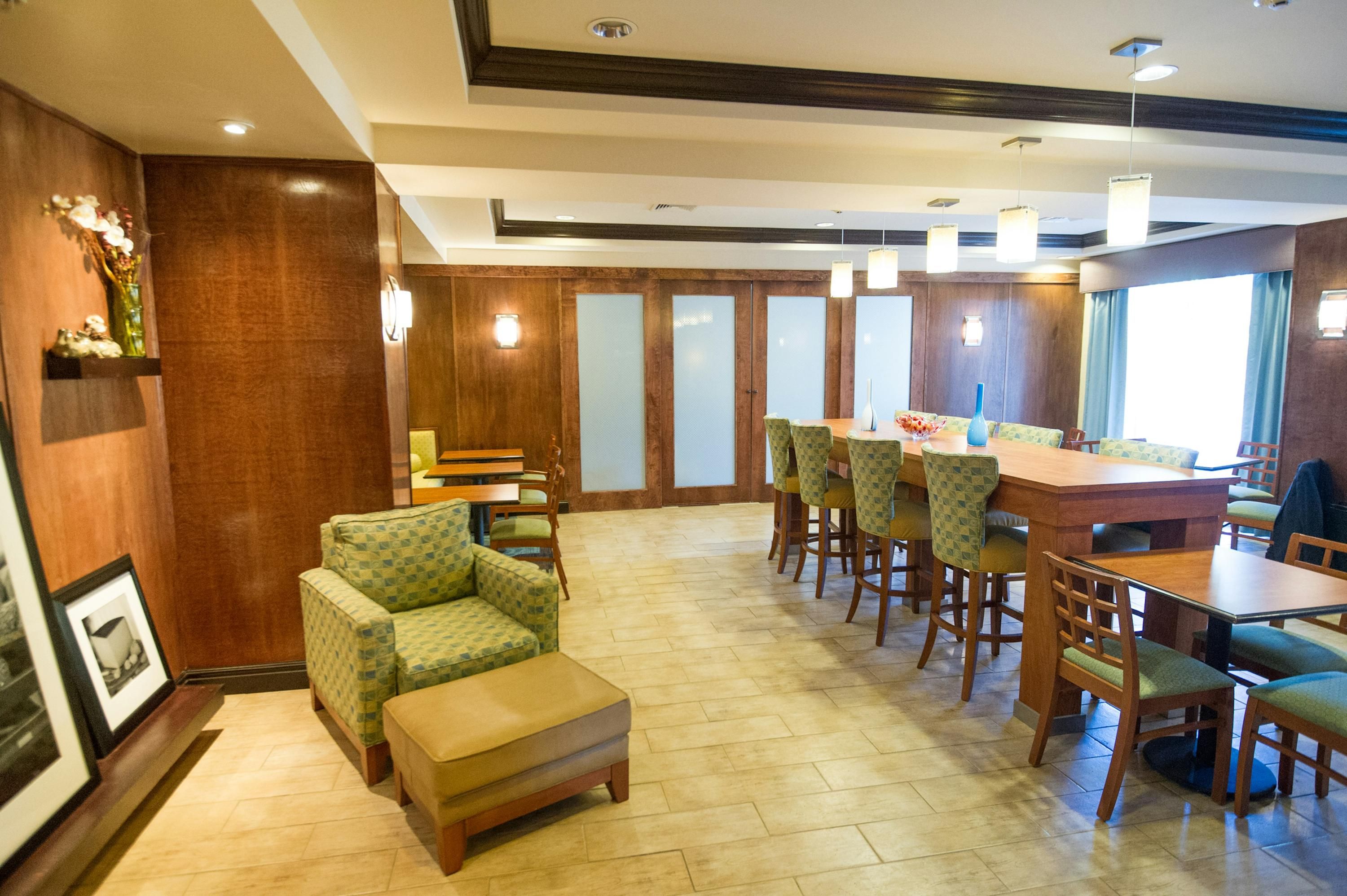 Hampton Inn Brattleboro - Brattleboro - Restaurante