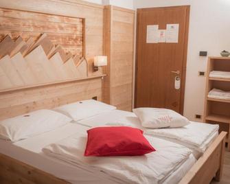 Garni Le Prealpi - Pieve di Ledro - Slaapkamer