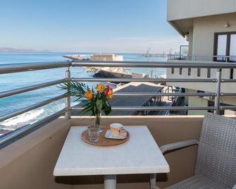 Kronos Hotel - Iraklion - Parveke