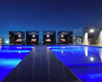 Premium Hotel Monday Maihama View 1 - Tokio - Piscina