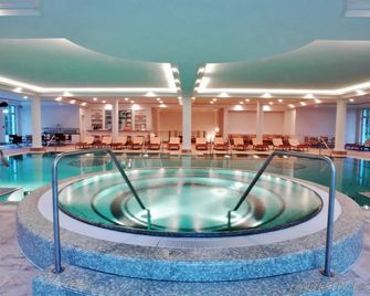 Grand Hotel Heiligendamm - Bad Doberan - Zwembad