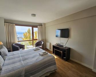 Terrazas del Lago I F with view of Lake Nahuel Huapi - San Carlos de Bariloche - Soveværelse