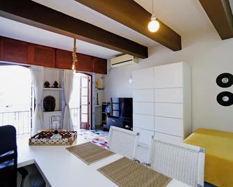 Cozy charming in the heart of Porto Alegre - Porto Alegre - Comedor