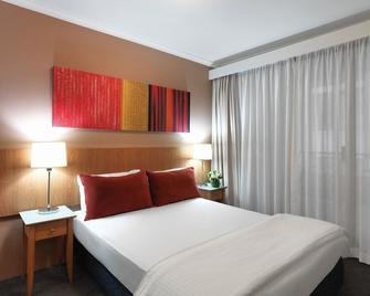 The Aston - Sydney - Bedroom