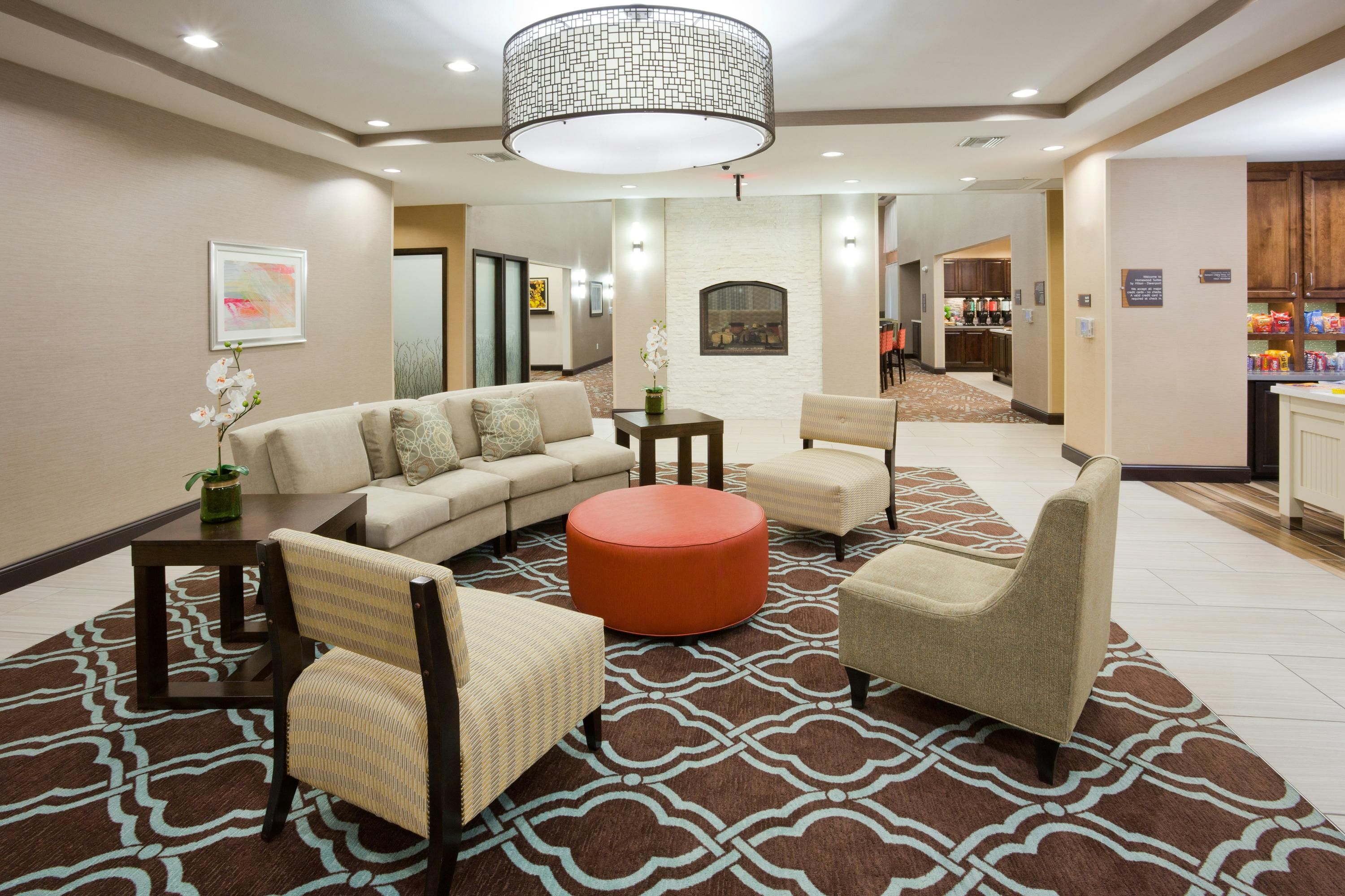 Homewood Suites by Hilton Davenport - Davenport - Lounge