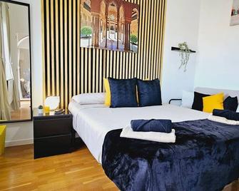 Premium refurbished apartment in Barcelona city center - Bác-xê-lô-na - Phòng ngủ