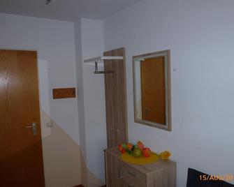 Vacation apartment near Lake Constance - Herdwangen-Schönach - Servicio de la habitación