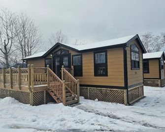 Parc Octopus - Desbiens - Building