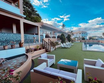 Verde View Villas - Puerto Galera - Pool
