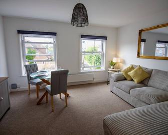 Hilltop Apartments - Salisbury - Soggiorno