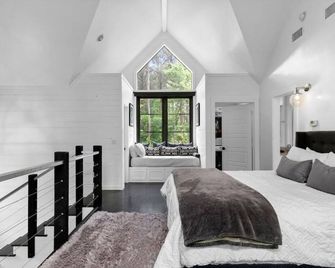 Fall Hideaway - Vailsbluff - Romantic Escape - Broken Bow - Habitación