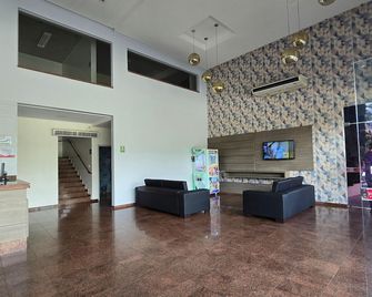 diRoma Fiori direto com o Grupo diRoma com acesso ao Acqua Park e Café da manhã - Caldas Novas - Lobby