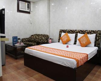 OYO 2705 Hotel Preet Palace - Nueva Delhi - Habitación