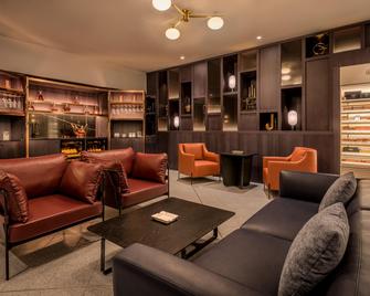 Sheraton Frankfurt Airport Hotel and Conference Center - Fráncfort - Lounge