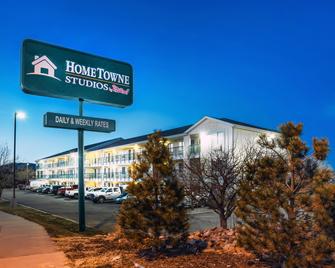 Hometowne Studios by Red Roof - Colorado Springs Airport - Colorado Springs - Toà nhà