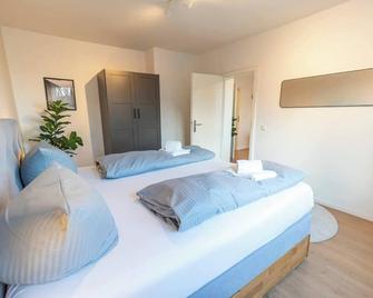 Rr - Stylish Apartment 50qm - Wifi - Washer - Tv - Magdeburg - Yatak Odası