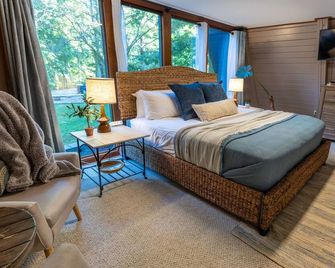 The Ridge | Lake Front | Hot Tub | Kayak+Pvt Dock - Decatur