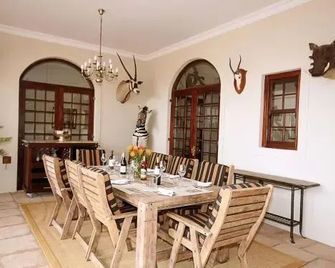 Chamonix - Franschhoek - Comedor