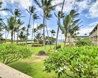 Hawaii Haven: Condo w/ Community Pool, Ocean Views - Kaunakakai