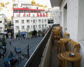 Cliff Hostel - Amman - Balcony