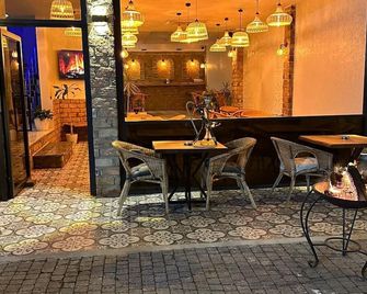 Aura Boutique Hotel - Side