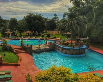 Hotel Carmen - Puerto Iguazú - Piscina