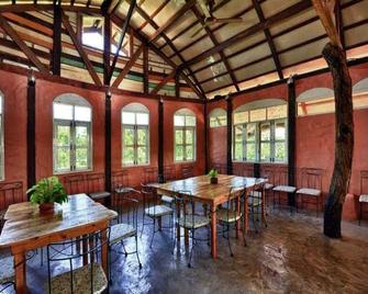 Sanita Cottage - Ratchaburi - Comedor
