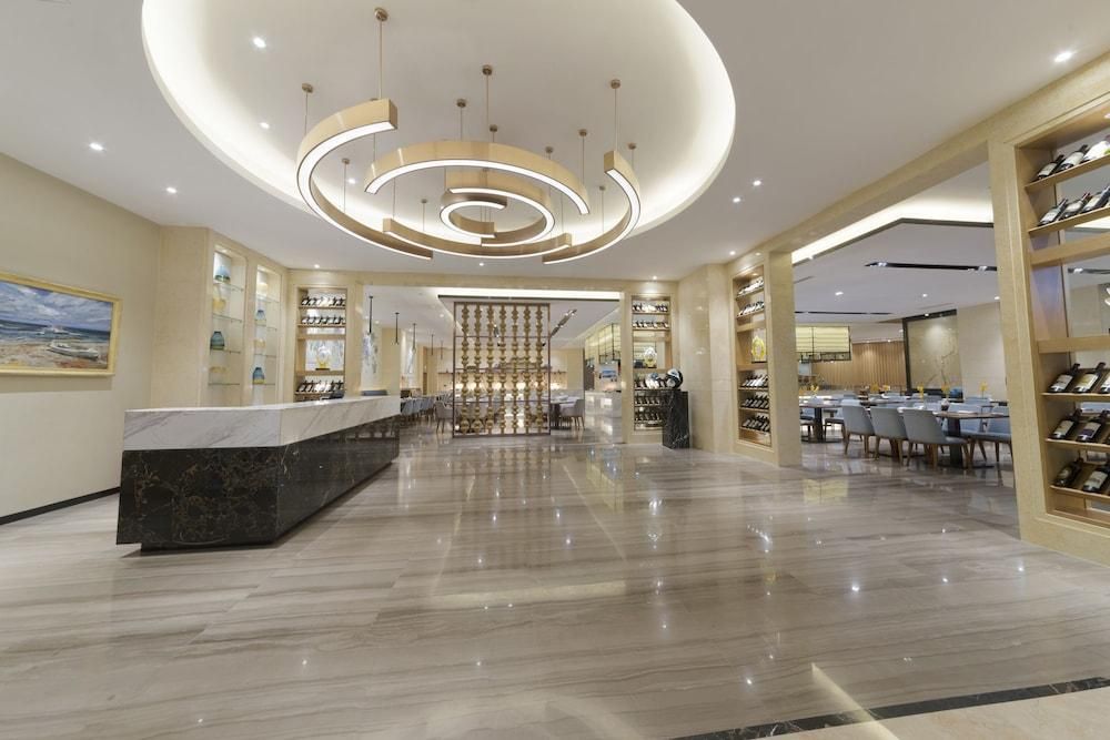 جراند نيو سينشري هوتل جينجيوي