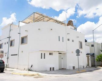 suites apodaca - Apodaca - Building