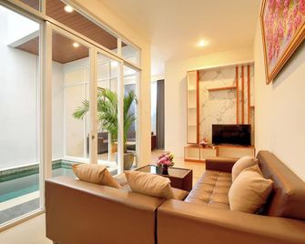 Brand New Villa Tentrem 1 Canggu - North Kuta - Living room
