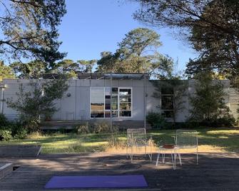 Birregurra Escape Private Getaway. 2acre property close to Brae and Lorne - Birregurra - Edificio