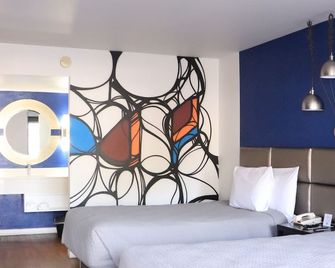 University Inn - Tucson - Schlafzimmer